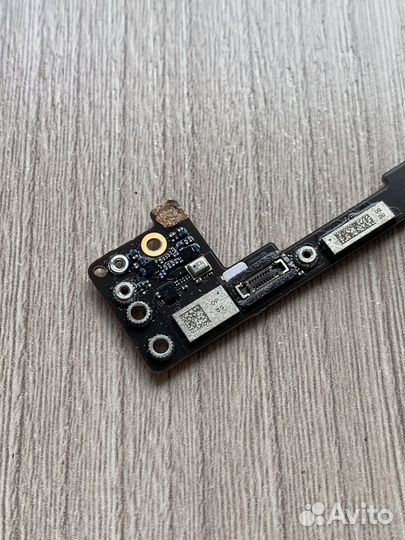 Плата iPhone 8 plus 64gb + кнопка icloud