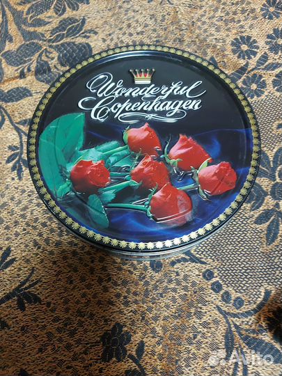 Жестяные банки коробки