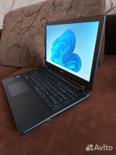 Ноутбук Acer Aspire E5-573G-31V3