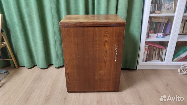 Швейная машина Чайка-3