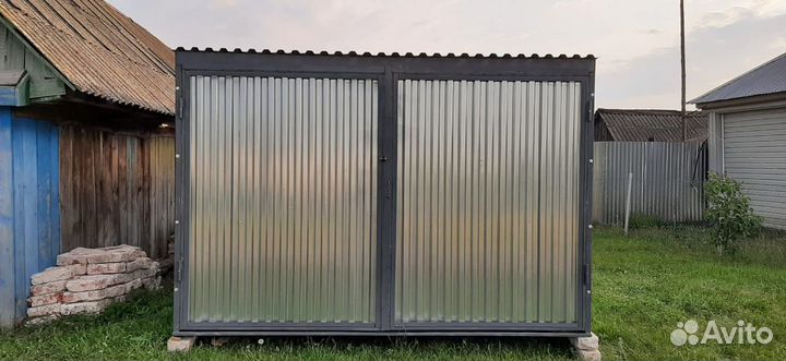 Гараж Хозблок из профлиста