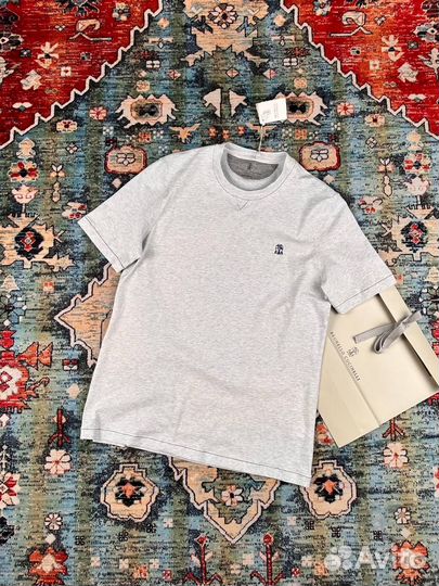 Brunello cucinelli футболка