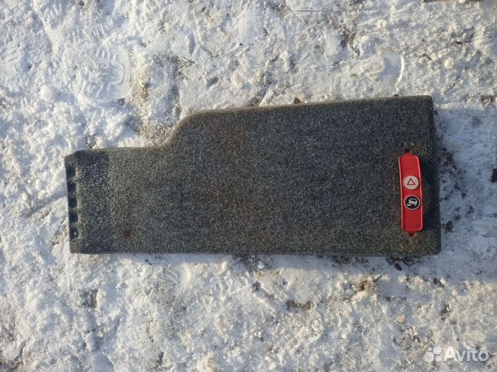 Обшивка багажника Opel Omega 1999 90431607