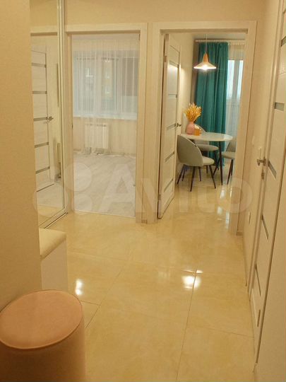 1-к. квартира, 42 м², 9/10 эт.