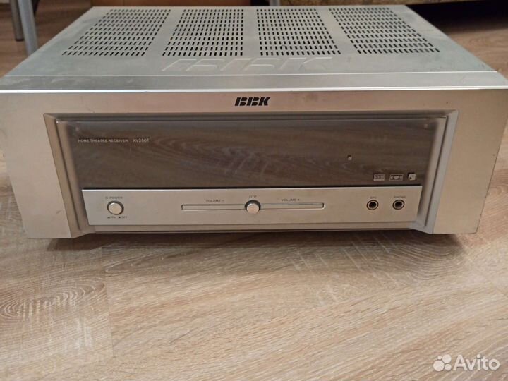 Av ресивер BBK