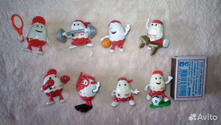 Киндер-сюрприз игрушки