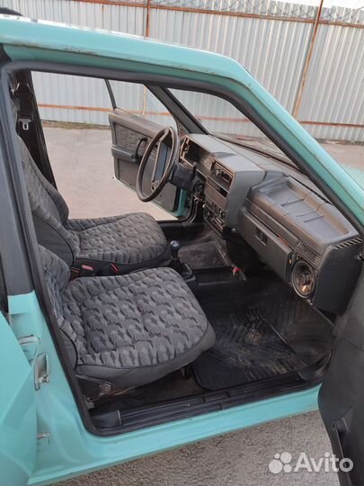 ВАЗ 2109 1.5 МТ, 2000, 1 000 км