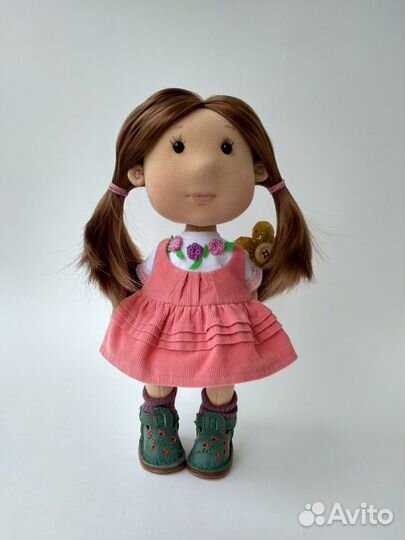 Кукла с одеждой. Игрушки