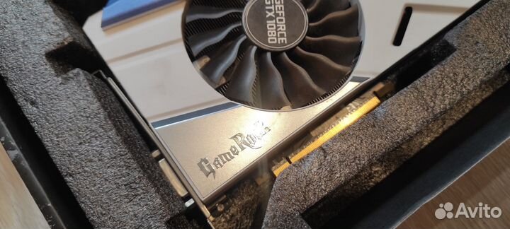Видеокарта Palit geforce GTX 1080 8G на пломбах