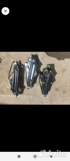 Домкрат подкатной