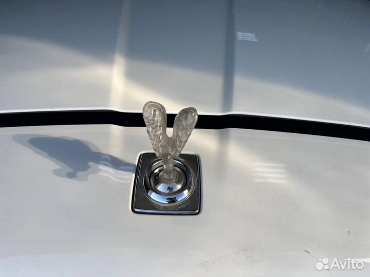 Эмблема Rolls-Royce Cullinan I (2018—2024)