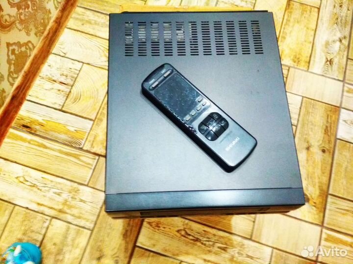 Видеомагнитофон shivaki