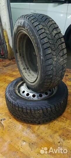 Продам зимние r14