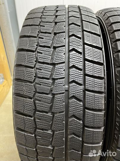 Dunlop Winter Maxx WM02 235/45 R18 94Q