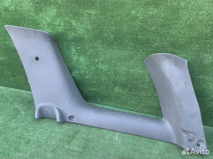 Обшивка багажника Chevrolet TrailBlazer I (2001—20