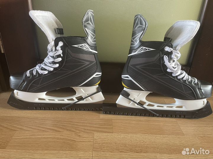 Хоккейные коньки bauer supreme