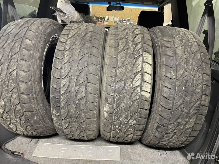 Bridgestone Dueler A/T 265/70 R16