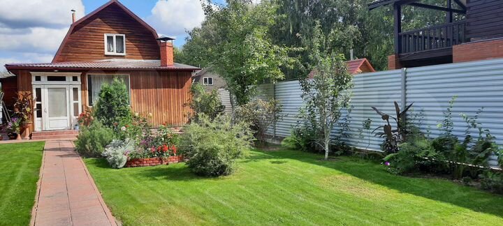 Дом 181,6 м² на участке 14 сот.