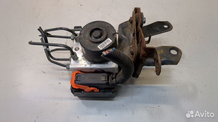 Блок абс, насос Toyota Yaris, 2009