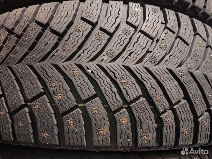 Michelin X-Ice North 4 SUV 235/55 R19
