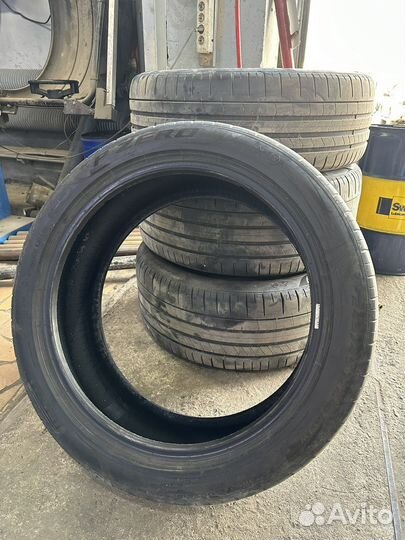 Pirelli P Zero 245/45 R20 и 275/40 R20 103W