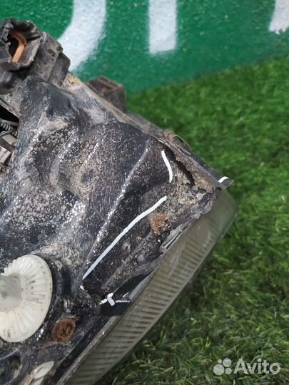 Фара левая Nissan Almera N16