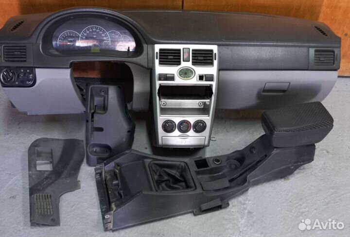 Панель,торпеда priora1