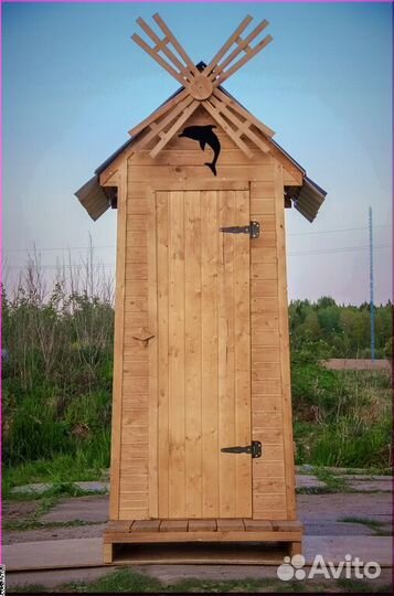 Уличный туалет деревянный SUN338