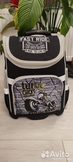 Школьный рюкзак для мальчика