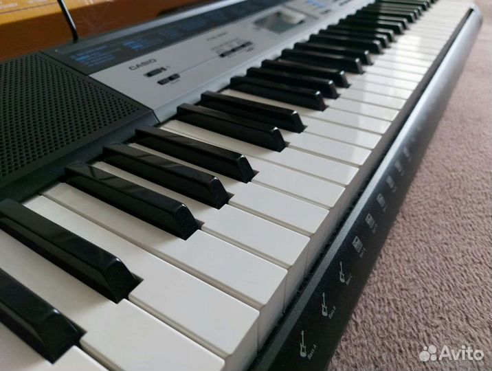 Синтезатор casio