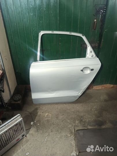 Дверь задняя левая Volkswagen Polo 5 седан