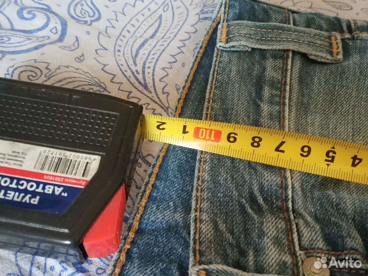 Джинсы levis