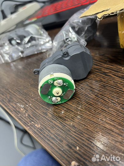 Мотор боковой щетки робот-пылесоса Xiaomi Roborock