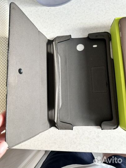 Планшет Samsung galaxy tab e