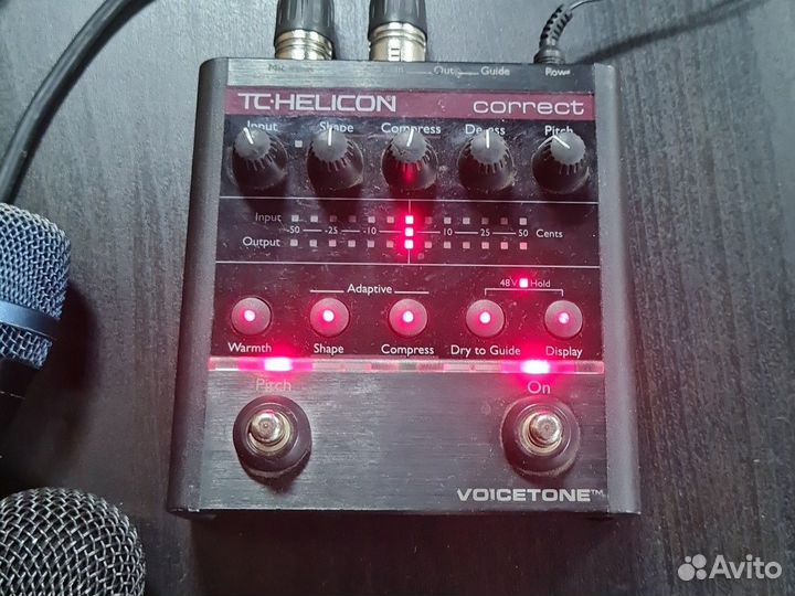Вокальный процессор TC Helicon Correct