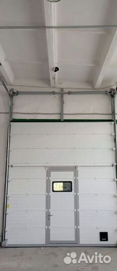 Гаражные секционные ворота с доставкой