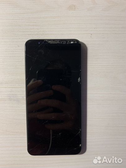 Xiaomi Redmi 5 Plus, 3/32 ГБ