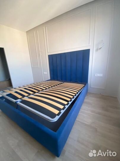 Мягкие стеновые панели и кровать