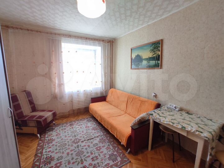 Комната 13 м² в 4-к., 7/9 эт.