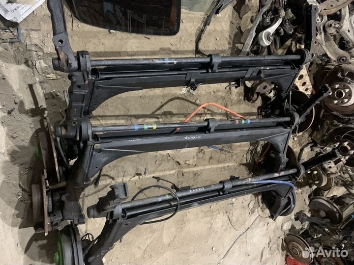 Балка подвески задняя renault kangoo рено кангу 1
