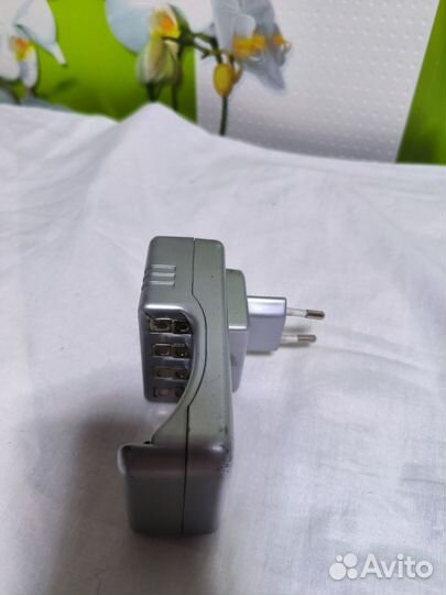 Зарядное устройство для аккумуляторных батареек