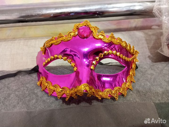 Карнавальная маска
