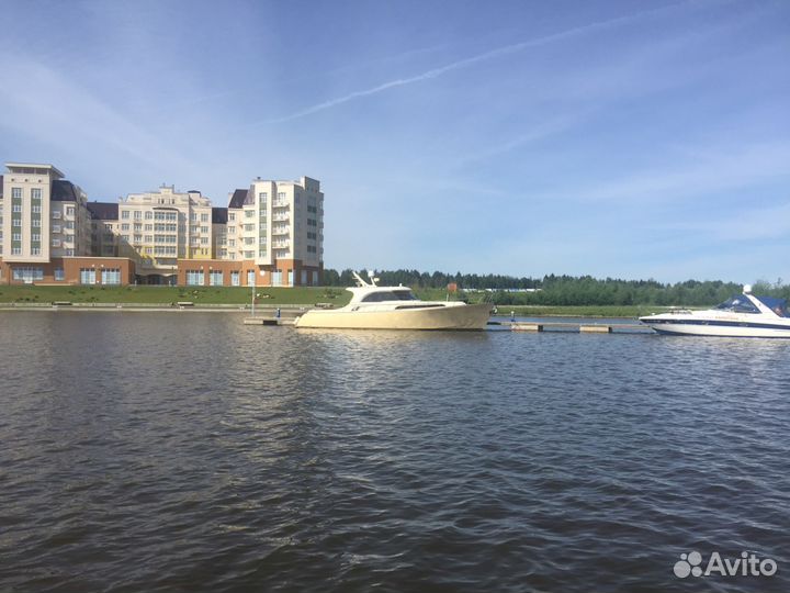 Катер премиум класса Mochi Craft Dolphin 51