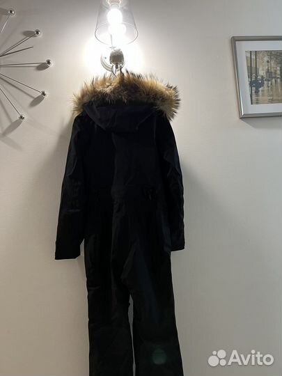 Горнолыжный комбинезон женский