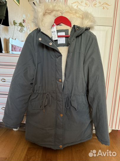 Парка новая с бирками 152 размер