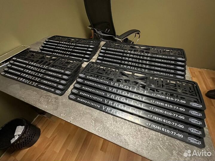 Номерная рамка c вашим логотипом и дизайном