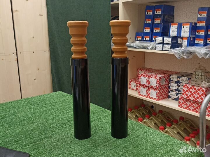 Пыльник заднего амортизатора Mazda 3 (2003-2013г)