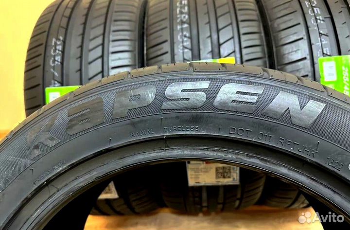 Kapsen Headking S2000 255/45 R18 103W