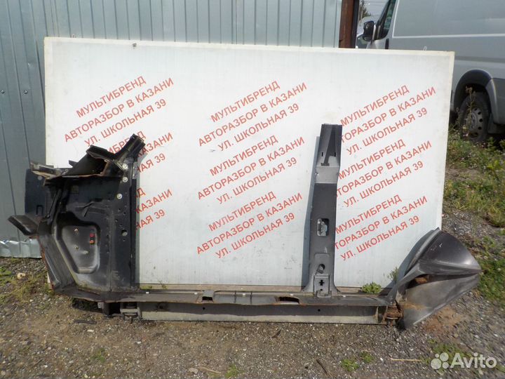 Порог правый со стойками Ленд Ровер Дискавери 2