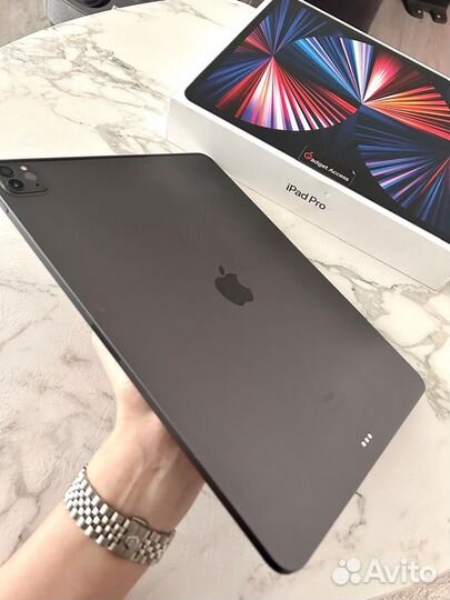 iPad pro 12.9 2021 m1 256gb